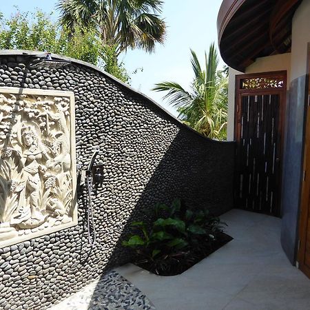 Puri Dajuma Villas Pulukan Exterior photo