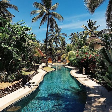 Puri Dajuma Villas Pulukan Exterior photo