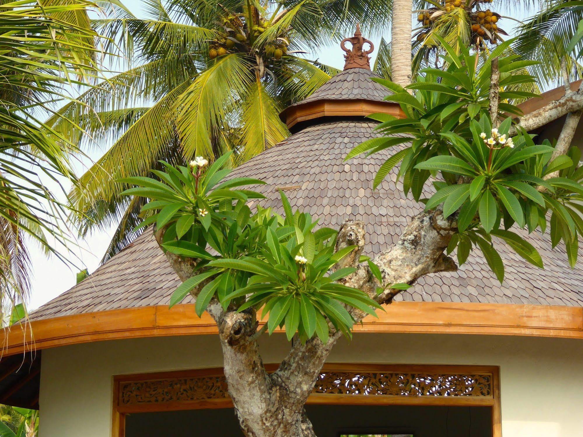 Puri Dajuma Villas Pulukan Exterior photo